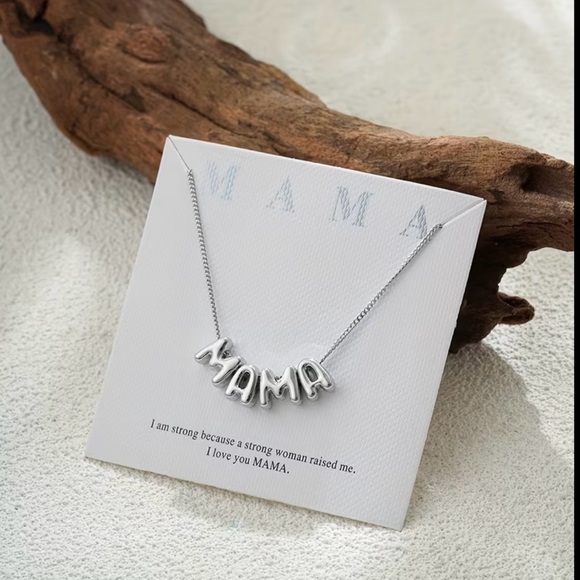 Jewelry - Silver 'MAMA' Necklace
